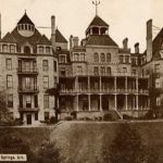 Crescent_Hotel,_Eureka_Springs,_Arkansas_-_circa_1886