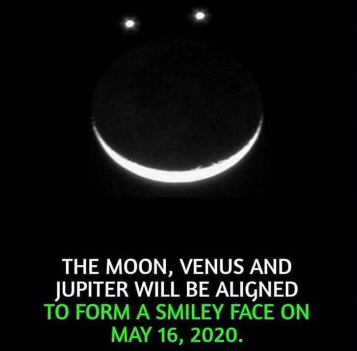smilet-face-moon